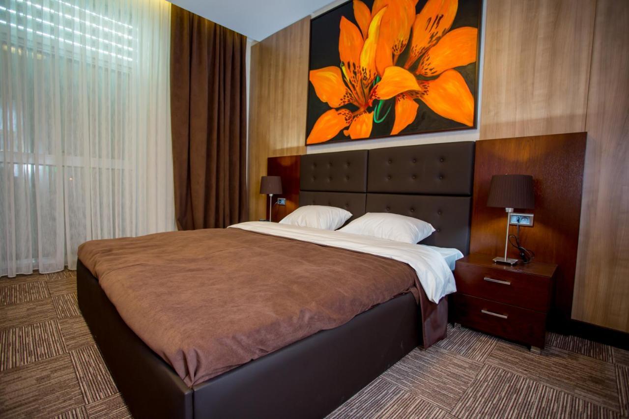 מינגסוויר Azpetrol Hotel Mingechaur מראה חיצוני תמונה